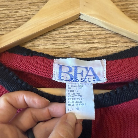 BFA XL Cardigan, embroidered flowers, multicolored, arty, art to wear, classic - Picture 9 of 10